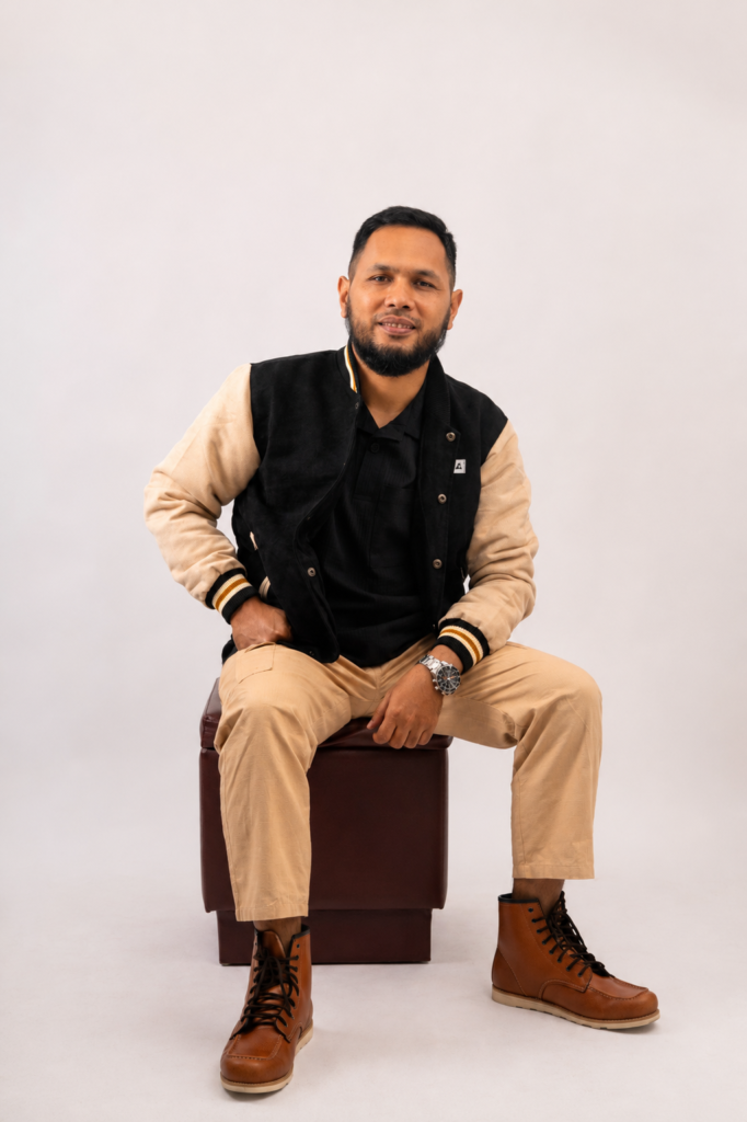 Helmi Abay Owner Pabrik Sepatu 1920